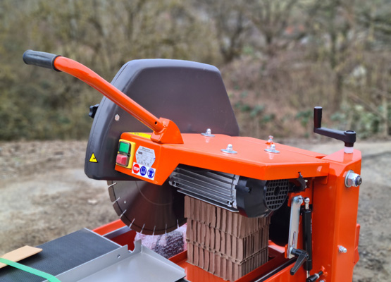 Steintischsäge mieten - Husqvarna TS 400 F